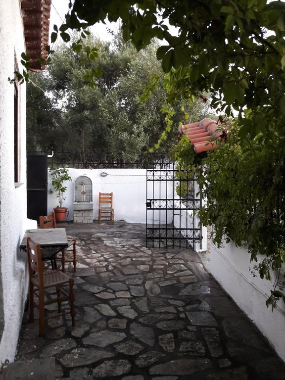 Kesi Holiday Home Potistika Exteriér fotografie